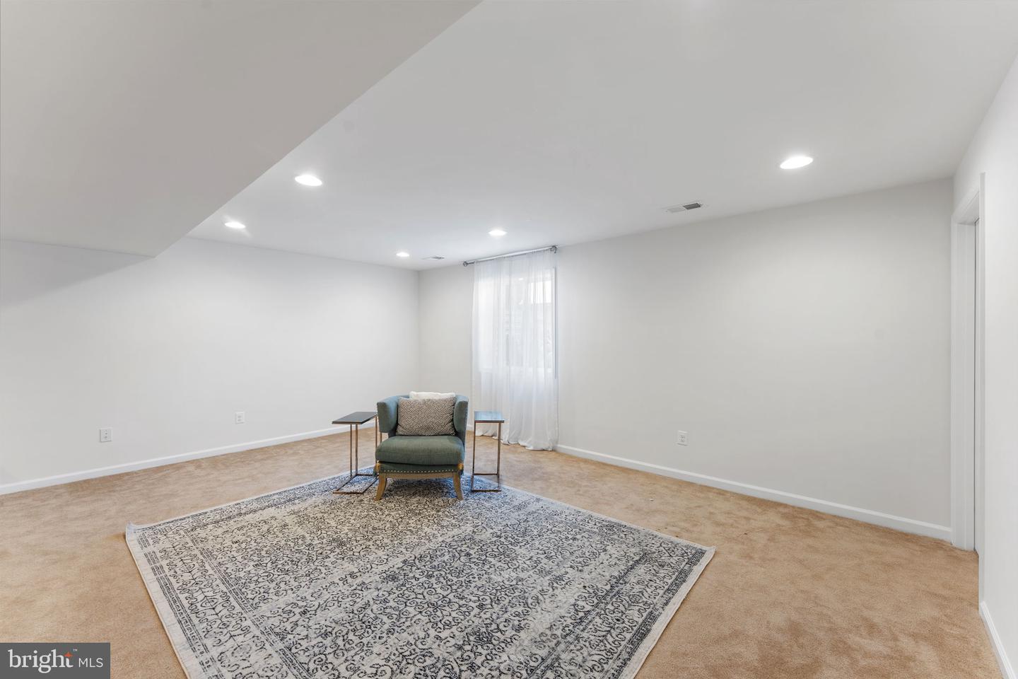 25541 EMERSON OAKS DR, ALDIE, Virginia 20105, 4 Bedrooms Bedrooms, ,2 BathroomsBathrooms,Residential,For sale,25541 EMERSON OAKS DR,VALO2097990 MLS # VALO2097990