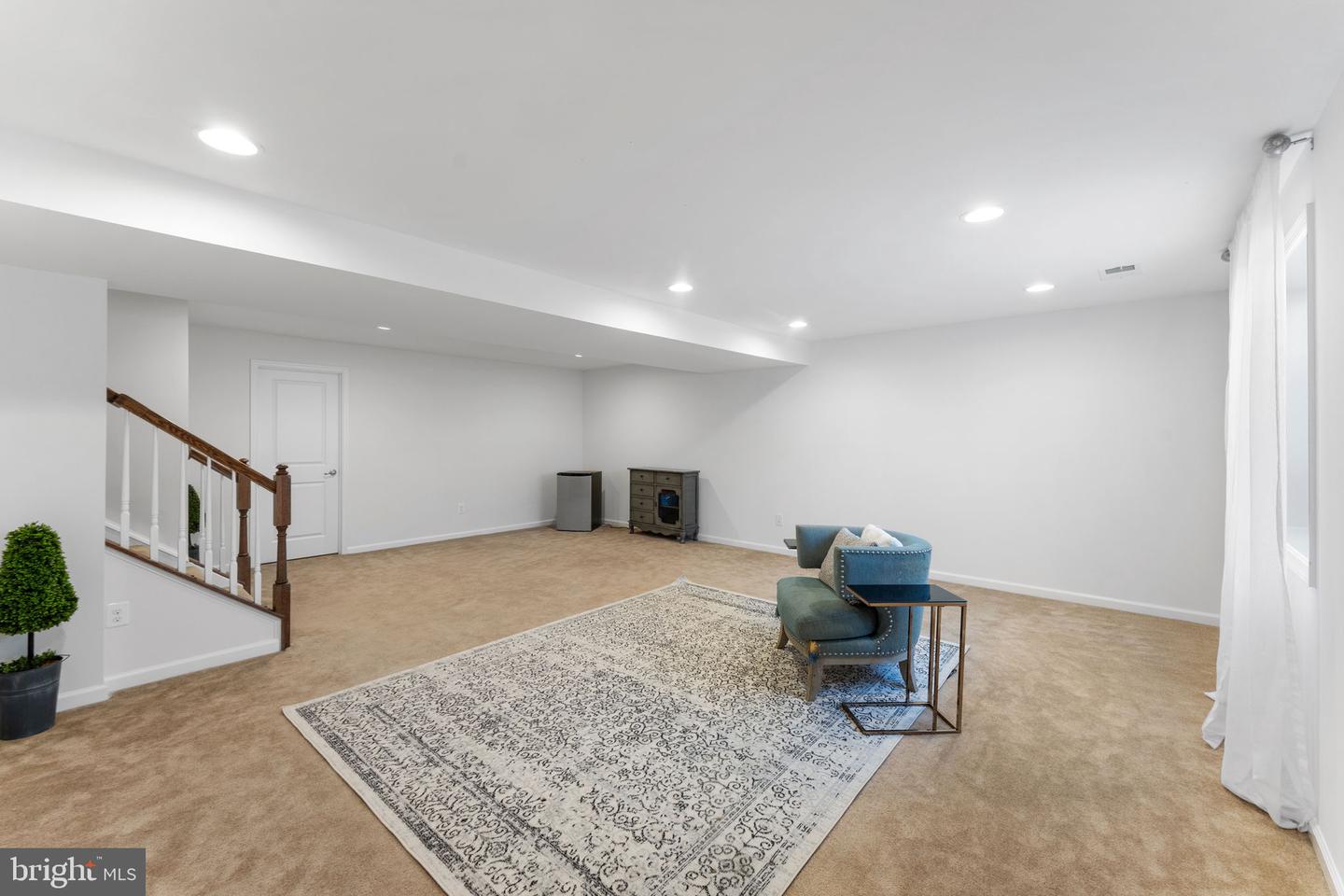 25541 EMERSON OAKS DR, ALDIE, Virginia 20105, 4 Bedrooms Bedrooms, ,2 BathroomsBathrooms,Residential,For sale,25541 EMERSON OAKS DR,VALO2097990 MLS # VALO2097990