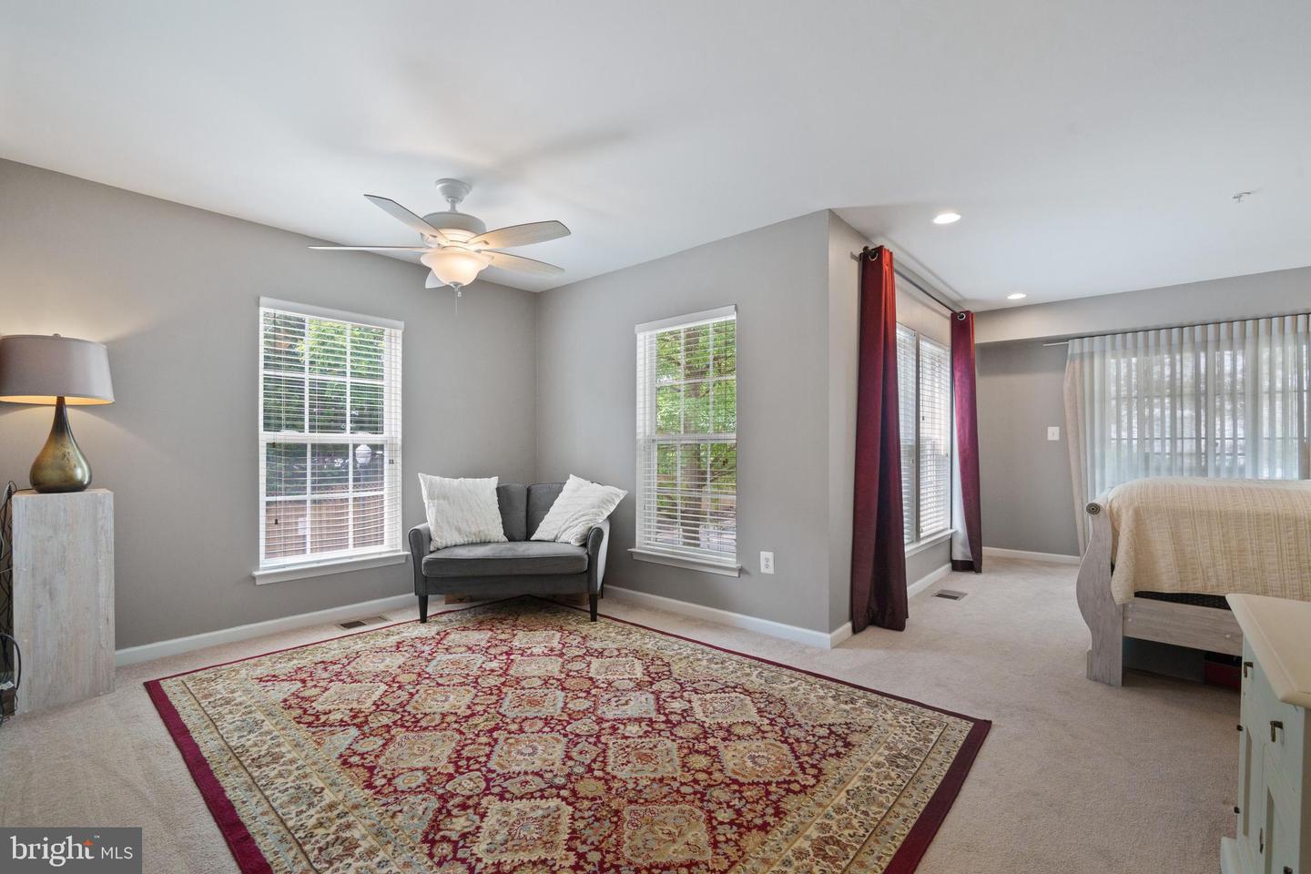 5104 ENGLISH TER, ALEXANDRIA, Virginia 22304, 2 Bedrooms Bedrooms, ,2 BathroomsBathrooms,Residential,For sale,5104 ENGLISH TER,VAAX2045792 MLS # VAAX2045792