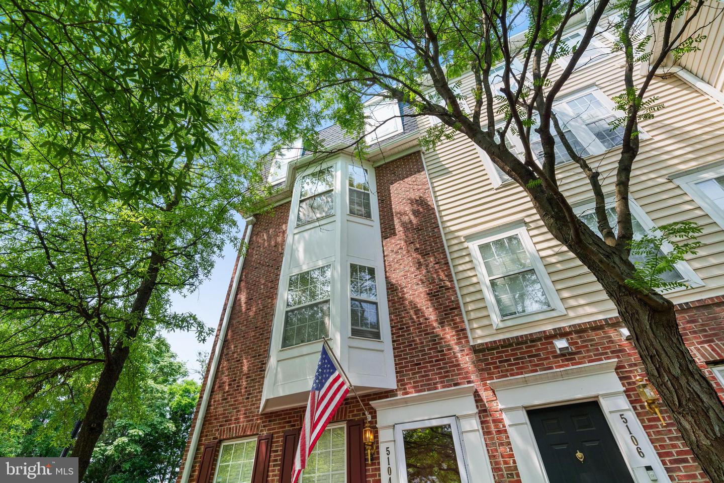 5104 ENGLISH TER, ALEXANDRIA, Virginia 22304, 2 Bedrooms Bedrooms, ,2 BathroomsBathrooms,Residential,For sale,5104 ENGLISH TER,VAAX2045792 MLS # VAAX2045792