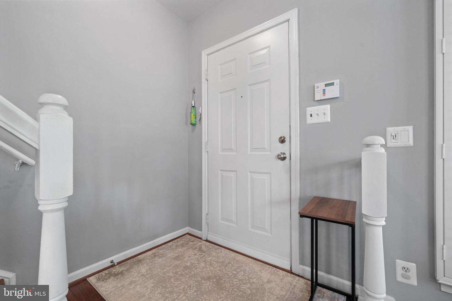 5104 ENGLISH TER, ALEXANDRIA, Virginia 22304, 2 Bedrooms Bedrooms, ,2 BathroomsBathrooms,Residential,For sale,5104 ENGLISH TER,VAAX2045792 MLS # VAAX2045792