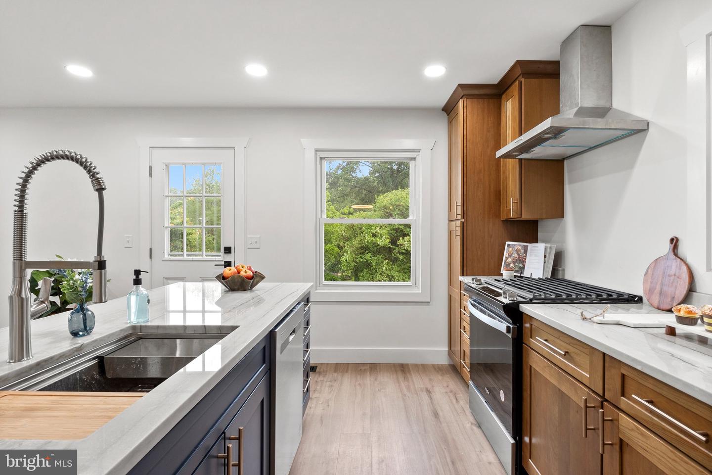 19561 HERNDON CT, LEESBURG, Virginia 20175, 4 Bedrooms Bedrooms, ,3 BathroomsBathrooms,Residential,For sale,19561 HERNDON CT,VALO2098090 MLS # VALO2098090