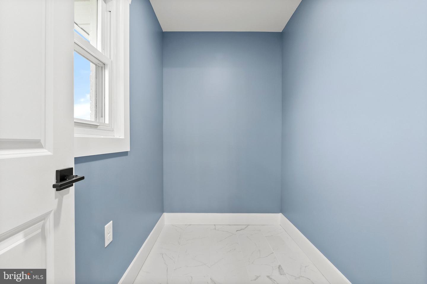 19561 HERNDON CT, LEESBURG, Virginia 20175, 4 Bedrooms Bedrooms, ,3 BathroomsBathrooms,Residential,For sale,19561 HERNDON CT,VALO2098090 MLS # VALO2098090
