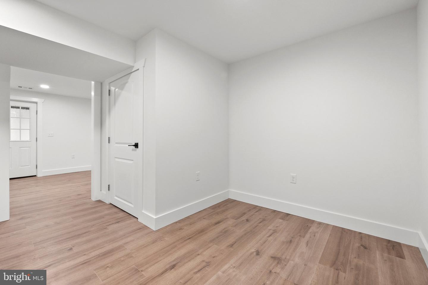 19561 HERNDON CT, LEESBURG, Virginia 20175, 4 Bedrooms Bedrooms, ,3 BathroomsBathrooms,Residential,For sale,19561 HERNDON CT,VALO2098090 MLS # VALO2098090