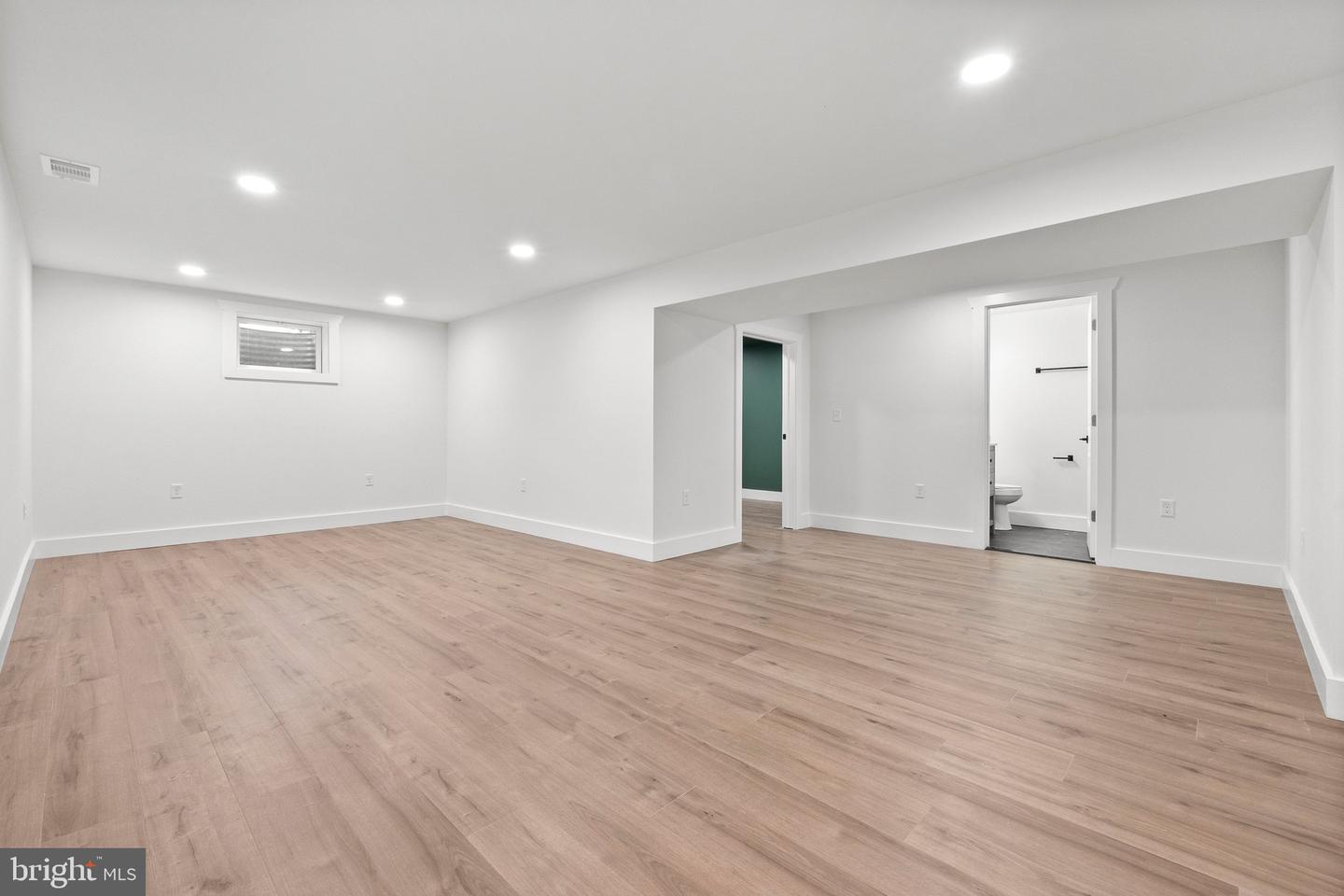 19561 HERNDON CT, LEESBURG, Virginia 20175, 4 Bedrooms Bedrooms, ,3 BathroomsBathrooms,Residential,For sale,19561 HERNDON CT,VALO2098090 MLS # VALO2098090
