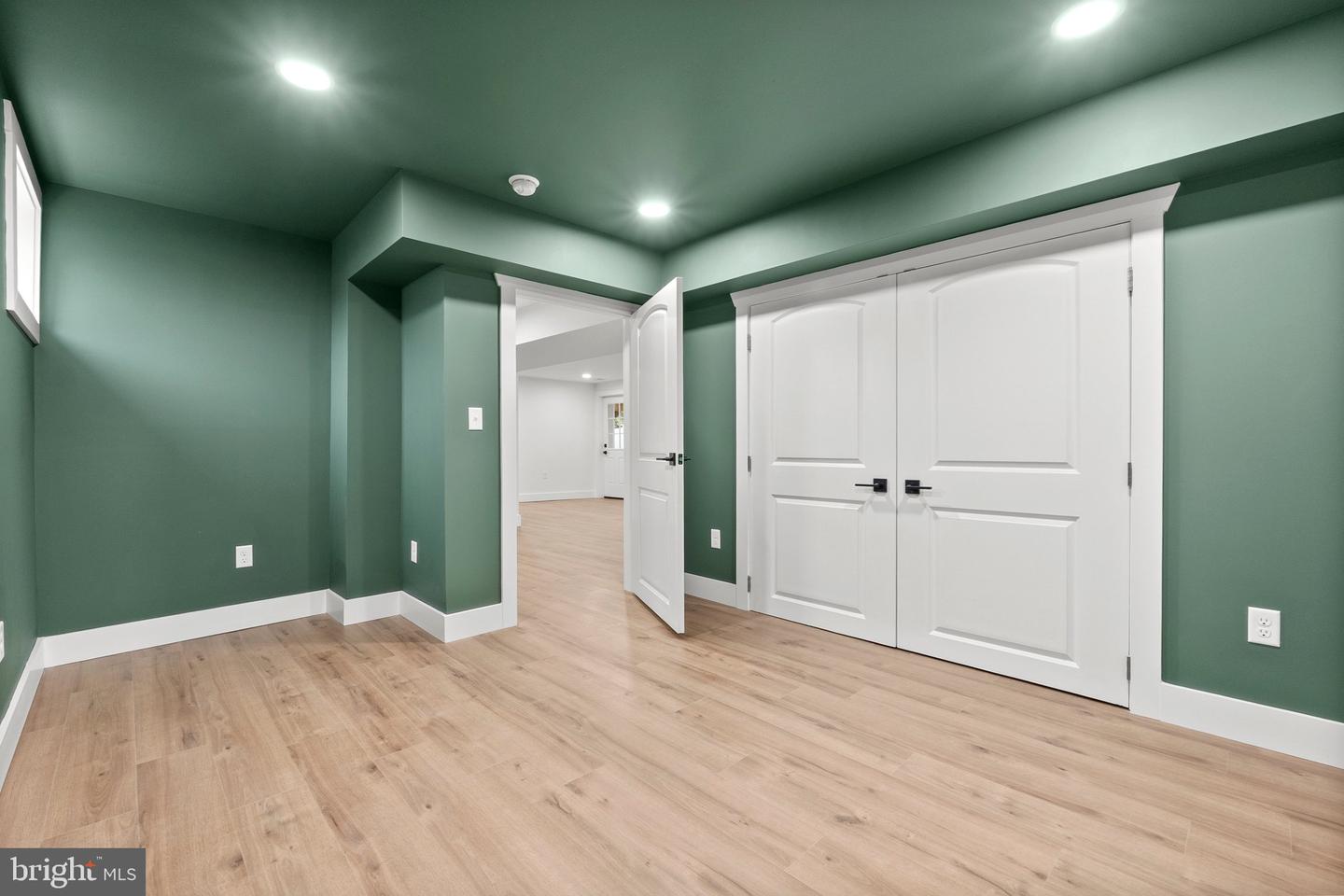 19561 HERNDON CT, LEESBURG, Virginia 20175, 4 Bedrooms Bedrooms, ,3 BathroomsBathrooms,Residential,For sale,19561 HERNDON CT,VALO2098090 MLS # VALO2098090