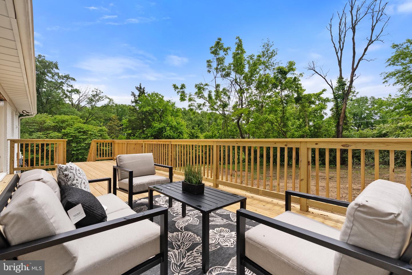 19561 HERNDON CT, LEESBURG, Virginia 20175, 4 Bedrooms Bedrooms, ,3 BathroomsBathrooms,Residential,For sale,19561 HERNDON CT,VALO2098090 MLS # VALO2098090