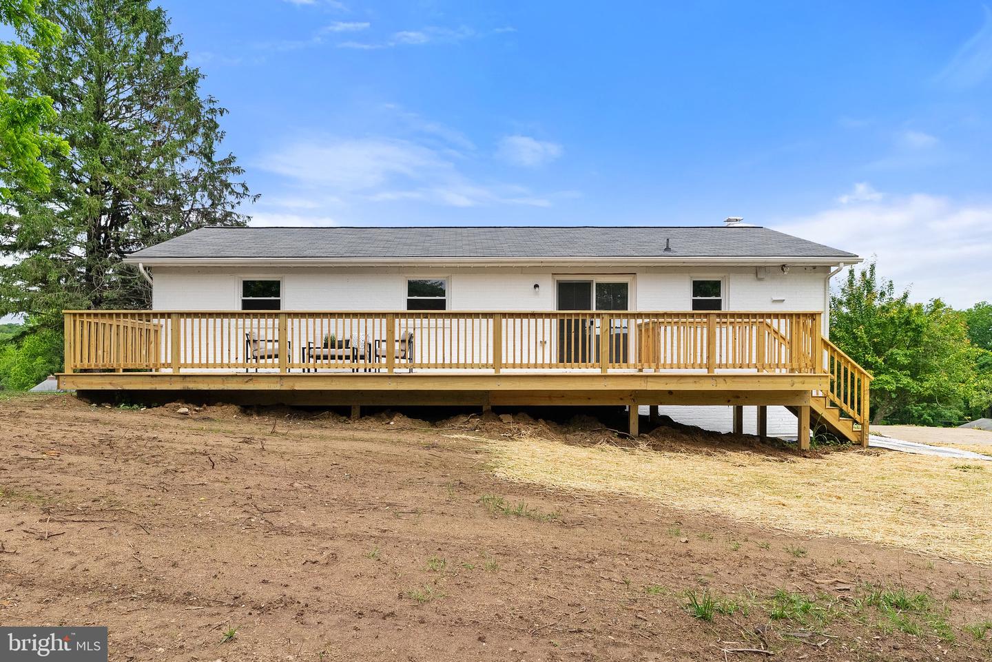 19561 HERNDON CT, LEESBURG, Virginia 20175, 4 Bedrooms Bedrooms, ,3 BathroomsBathrooms,Residential,For sale,19561 HERNDON CT,VALO2098090 MLS # VALO2098090