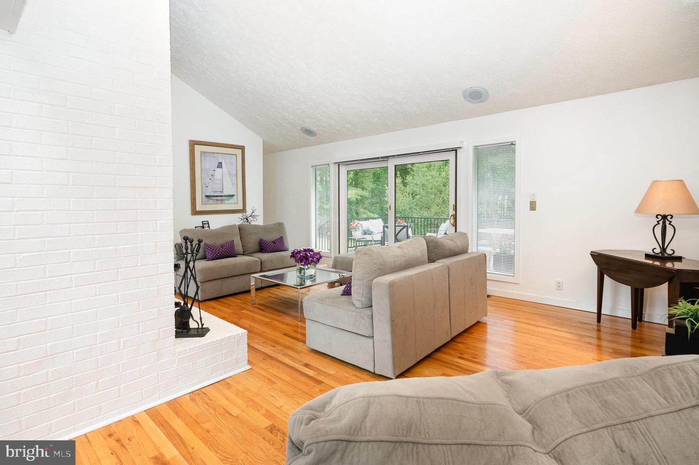 16222 HAMPTON RD, HAMILTON, Virginia 20158, 5 Bedrooms Bedrooms, ,4 BathroomsBathrooms,Residential,For sale,16222 HAMPTON RD,VALO2098100 MLS # VALO2098100