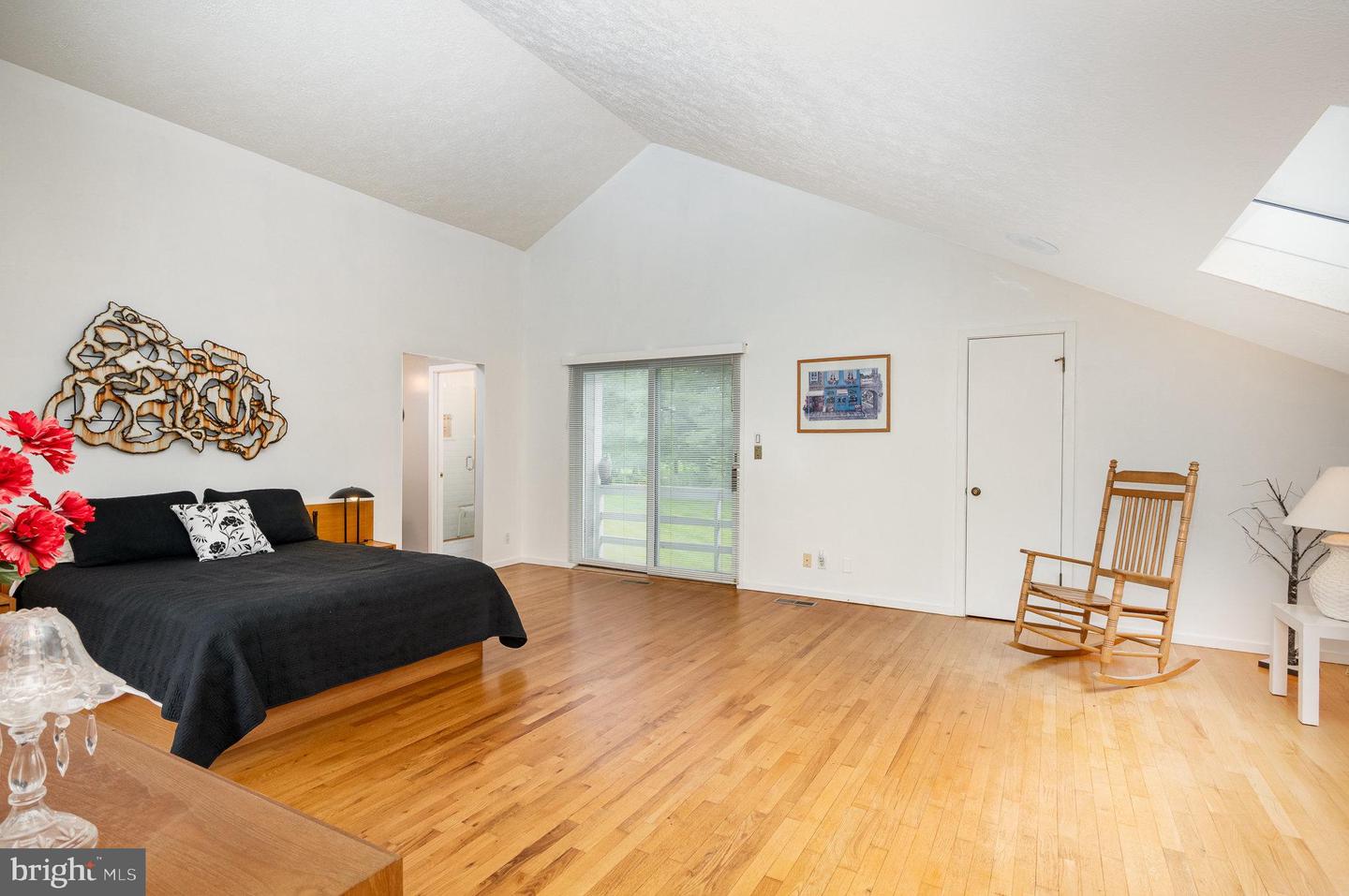 16222 HAMPTON RD, HAMILTON, Virginia 20158, 5 Bedrooms Bedrooms, ,4 BathroomsBathrooms,Residential,For sale,16222 HAMPTON RD,VALO2098100 MLS # VALO2098100