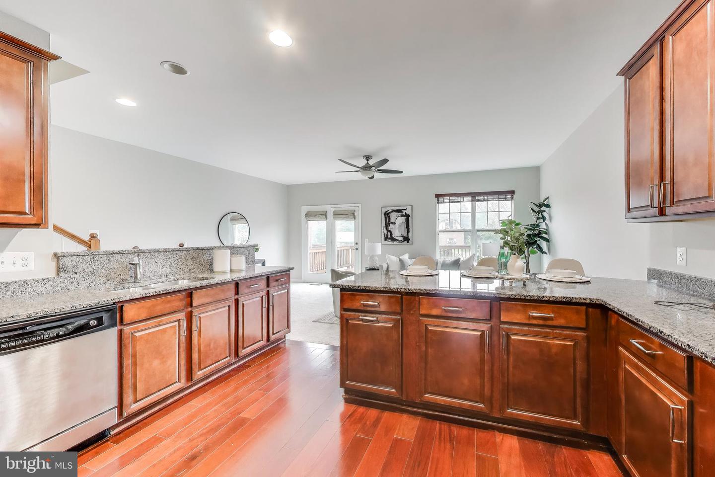 43478 HOPESTONE TER, CHANTILLY, Virginia 20152, 3 Bedrooms Bedrooms, ,2 BathroomsBathrooms,Residential,For sale,43478 HOPESTONE TER,VALO2098116 MLS # VALO2098116