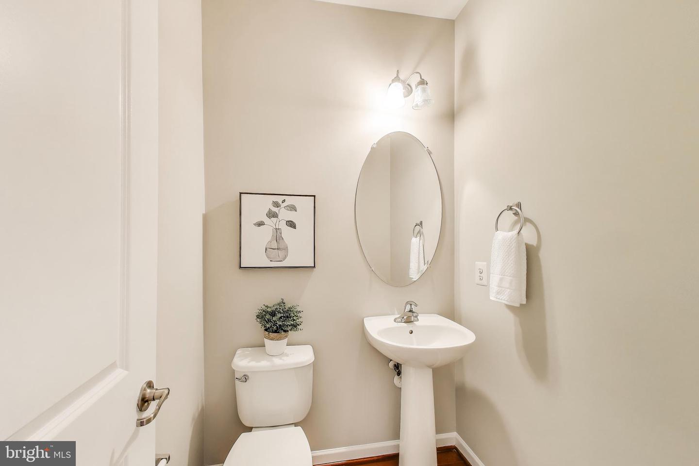 43478 HOPESTONE TER, CHANTILLY, Virginia 20152, 3 Bedrooms Bedrooms, ,2 BathroomsBathrooms,Residential,For sale,43478 HOPESTONE TER,VALO2098116 MLS # VALO2098116