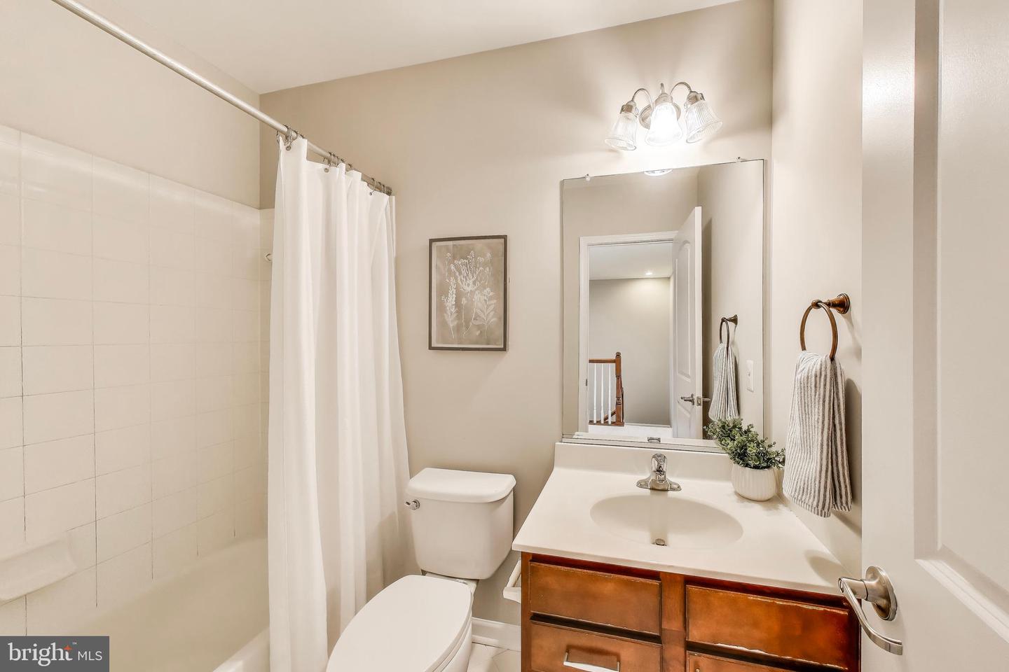 43478 HOPESTONE TER, CHANTILLY, Virginia 20152, 3 Bedrooms Bedrooms, ,2 BathroomsBathrooms,Residential,For sale,43478 HOPESTONE TER,VALO2098116 MLS # VALO2098116