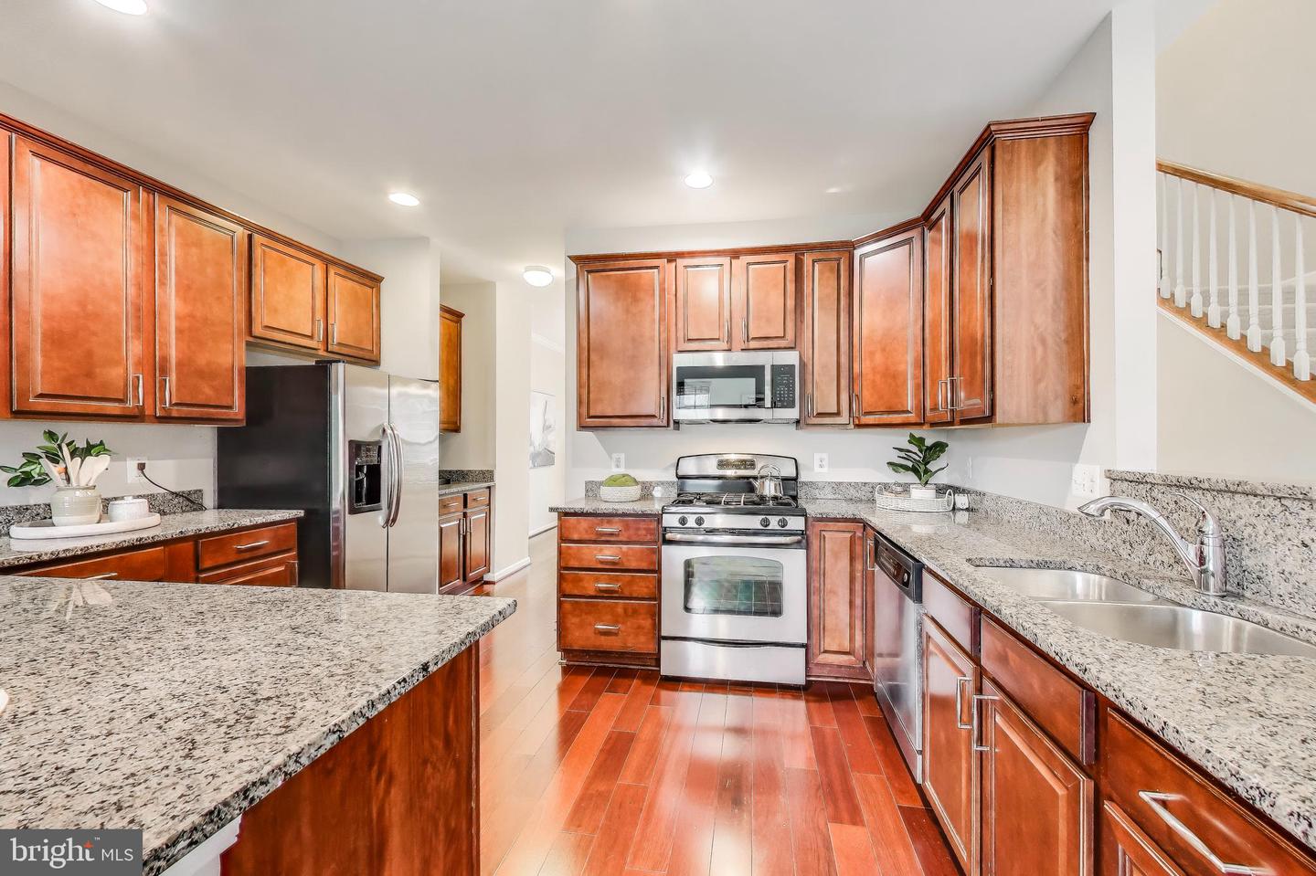 43478 HOPESTONE TER, CHANTILLY, Virginia 20152, 3 Bedrooms Bedrooms, ,2 BathroomsBathrooms,Residential,For sale,43478 HOPESTONE TER,VALO2098116 MLS # VALO2098116