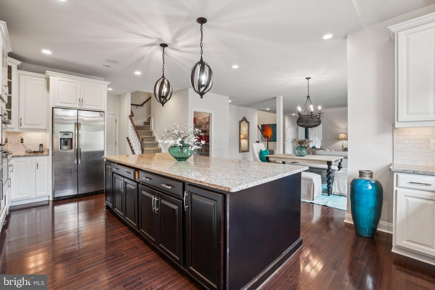5845 WATERLOO BRIDGE CIR, HAYMARKET, Virginia 20169, 4 Bedrooms Bedrooms, ,5 BathroomsBathrooms,Residential,For sale,5845 WATERLOO BRIDGE CIR,VAPW2095756 MLS # VAPW2095756