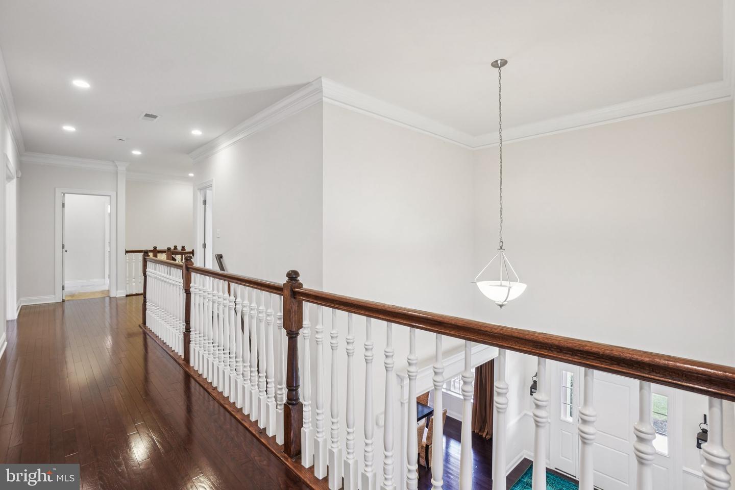 5845 WATERLOO BRIDGE CIR, HAYMARKET, Virginia 20169, 4 Bedrooms Bedrooms, ,5 BathroomsBathrooms,Residential,For sale,5845 WATERLOO BRIDGE CIR,VAPW2095756 MLS # VAPW2095756