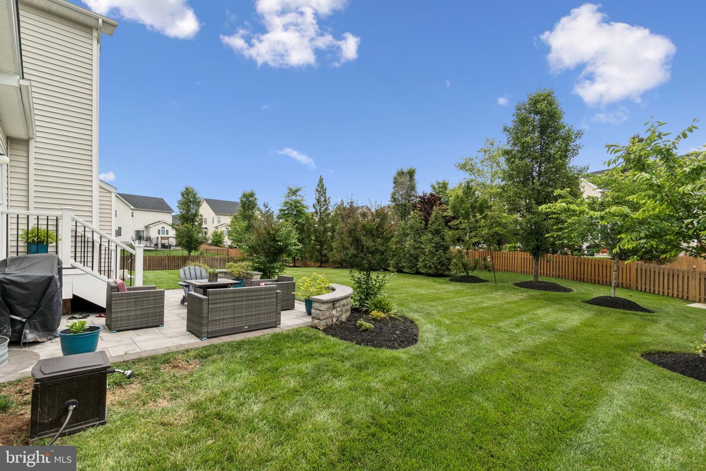 5845 WATERLOO BRIDGE CIR, HAYMARKET, Virginia 20169, 4 Bedrooms Bedrooms, ,5 BathroomsBathrooms,Residential,For sale,5845 WATERLOO BRIDGE CIR,VAPW2095756 MLS # VAPW2095756