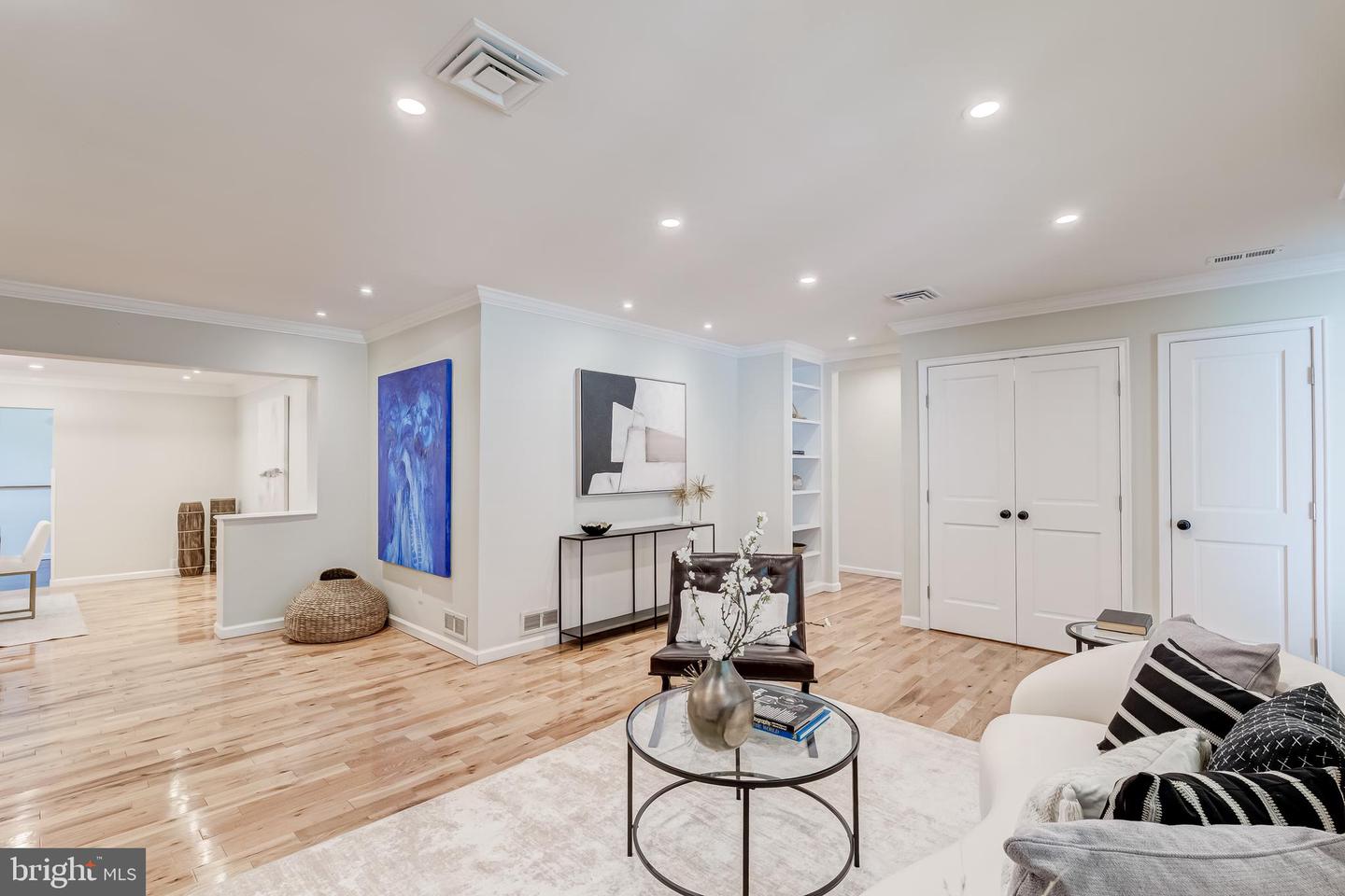2206 FORDHAM DR, ALEXANDRIA, Virginia 22307, 4 Bedrooms Bedrooms, ,3 BathroomsBathrooms,Residential,For sale,2206 FORDHAM DR,VAFX2243820 MLS # VAFX2243820