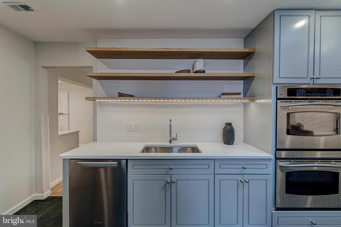 2206 FORDHAM DR, ALEXANDRIA, Virginia 22307, 4 Bedrooms Bedrooms, ,3 BathroomsBathrooms,Residential,For sale,2206 FORDHAM DR,VAFX2243820 MLS # VAFX2243820