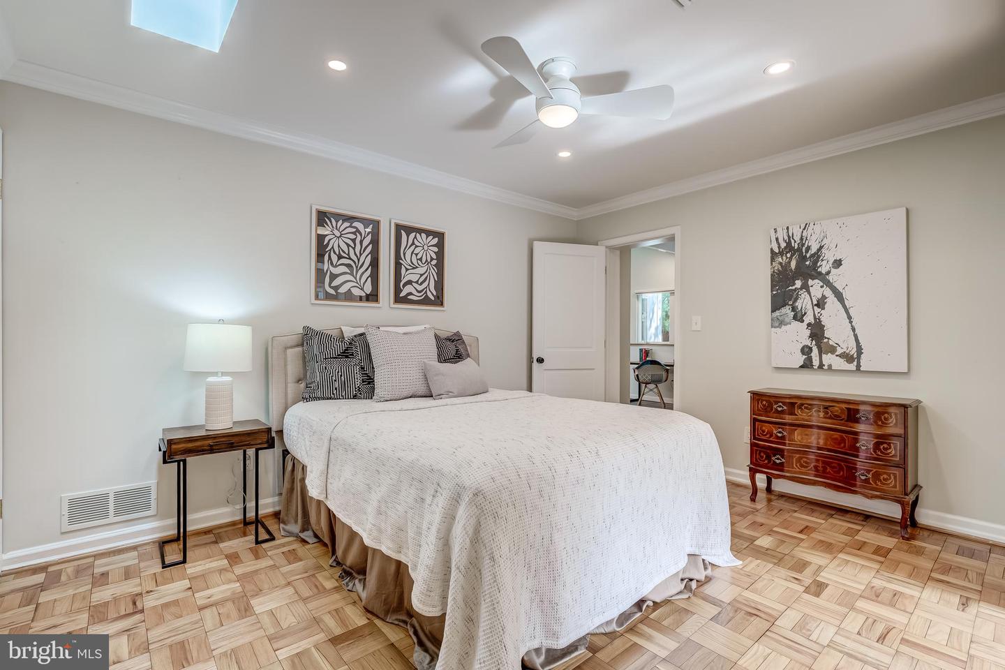 2206 FORDHAM DR, ALEXANDRIA, Virginia 22307, 4 Bedrooms Bedrooms, ,3 BathroomsBathrooms,Residential,For sale,2206 FORDHAM DR,VAFX2243820 MLS # VAFX2243820
