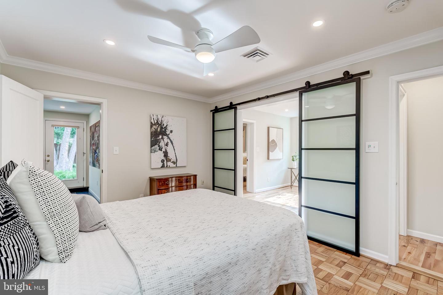 2206 FORDHAM DR, ALEXANDRIA, Virginia 22307, 4 Bedrooms Bedrooms, ,3 BathroomsBathrooms,Residential,For sale,2206 FORDHAM DR,VAFX2243820 MLS # VAFX2243820
