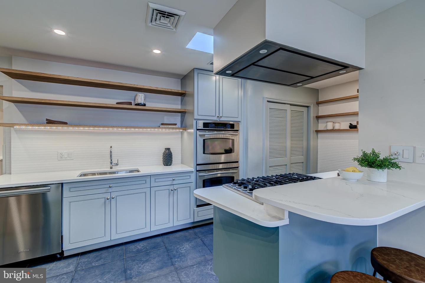 2206 FORDHAM DR, ALEXANDRIA, Virginia 22307, 4 Bedrooms Bedrooms, ,3 BathroomsBathrooms,Residential,For sale,2206 FORDHAM DR,VAFX2243820 MLS # VAFX2243820