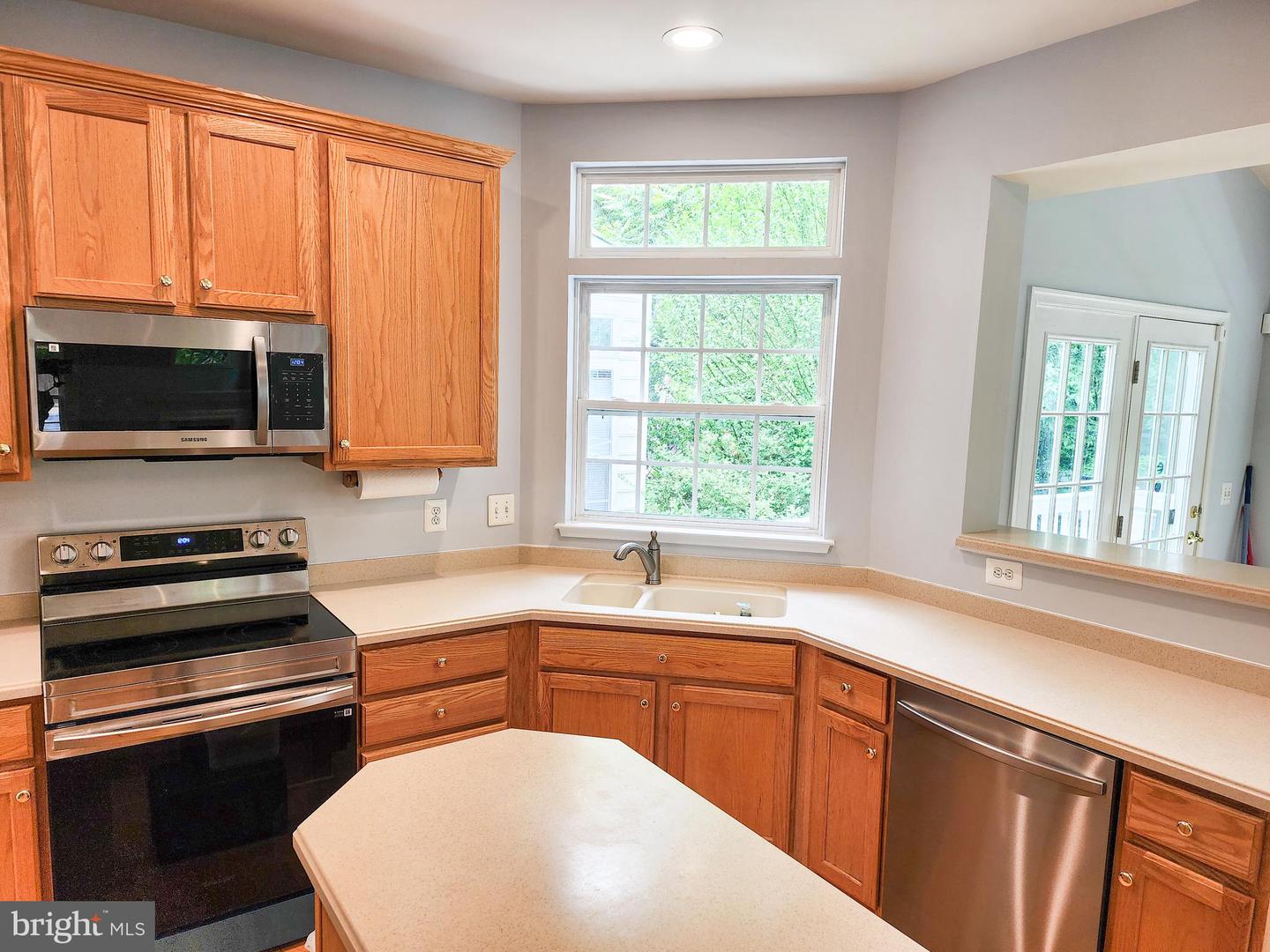 9120 STONEGARDEN DR, LORTON, Virginia 22079, 4 Bedrooms Bedrooms, ,3 BathroomsBathrooms,Residential,For sale,9120 STONEGARDEN DR,VAFX2243830 MLS # VAFX2243830