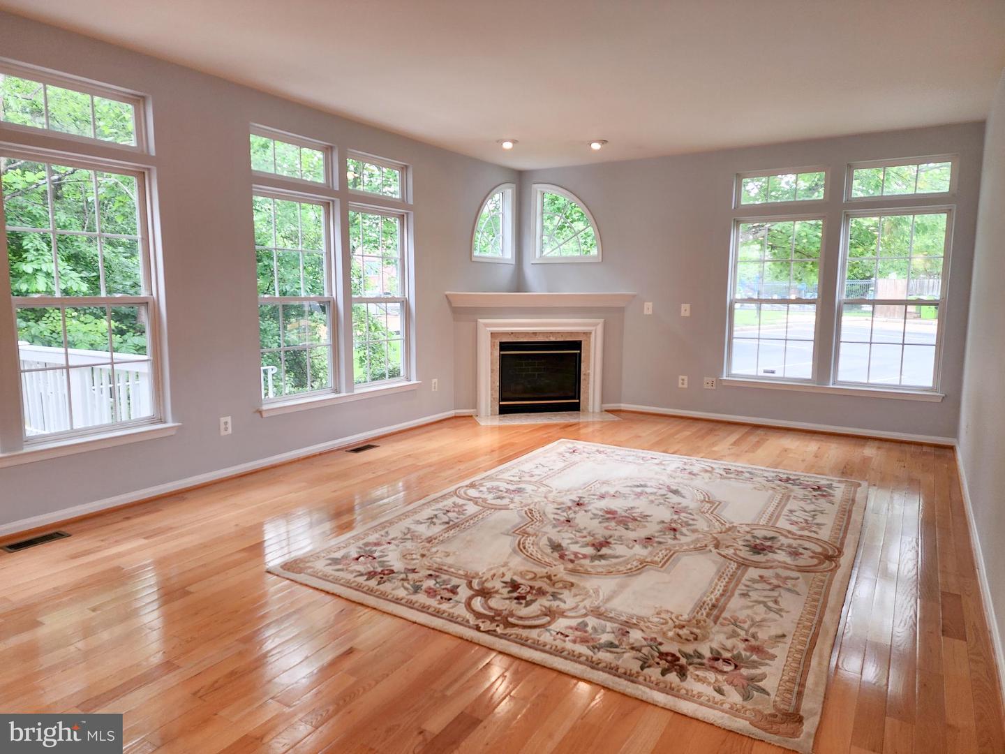 9120 STONEGARDEN DR, LORTON, Virginia 22079, 4 Bedrooms Bedrooms, ,3 BathroomsBathrooms,Residential,For sale,9120 STONEGARDEN DR,VAFX2243830 MLS # VAFX2243830