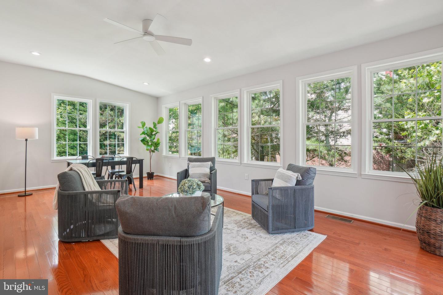 25487 DABNER DR, CHANTILLY, Virginia 20152, 4 Bedrooms Bedrooms, ,3 BathroomsBathrooms,Residential,For sale,25487 DABNER DR,VALO2098214 MLS # VALO2098214