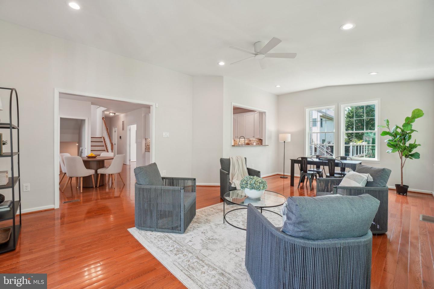 25487 DABNER DR, CHANTILLY, Virginia 20152, 4 Bedrooms Bedrooms, ,3 BathroomsBathrooms,Residential,For sale,25487 DABNER DR,VALO2098214 MLS # VALO2098214