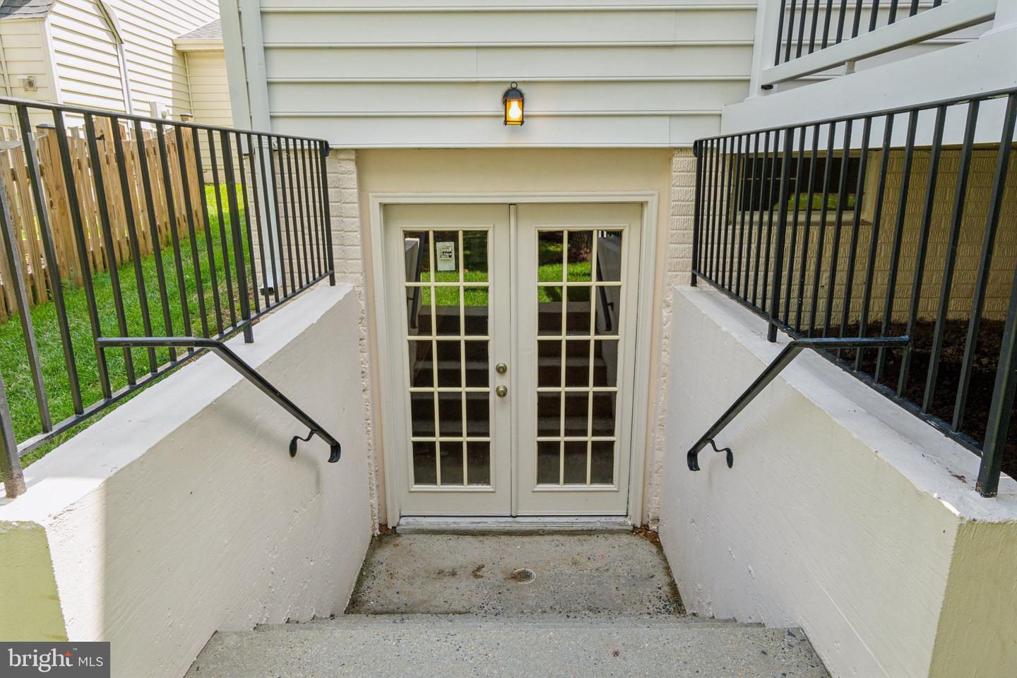25487 DABNER DR, CHANTILLY, Virginia 20152, 4 Bedrooms Bedrooms, ,3 BathroomsBathrooms,Residential,For sale,25487 DABNER DR,VALO2098214 MLS # VALO2098214