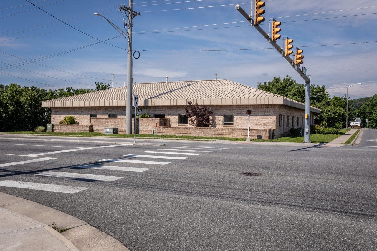 530 NEFF AVE, HARRISONBURG, Virginia 22801, ,Commercial,530 NEFF AVE,665386 MLS # 665386