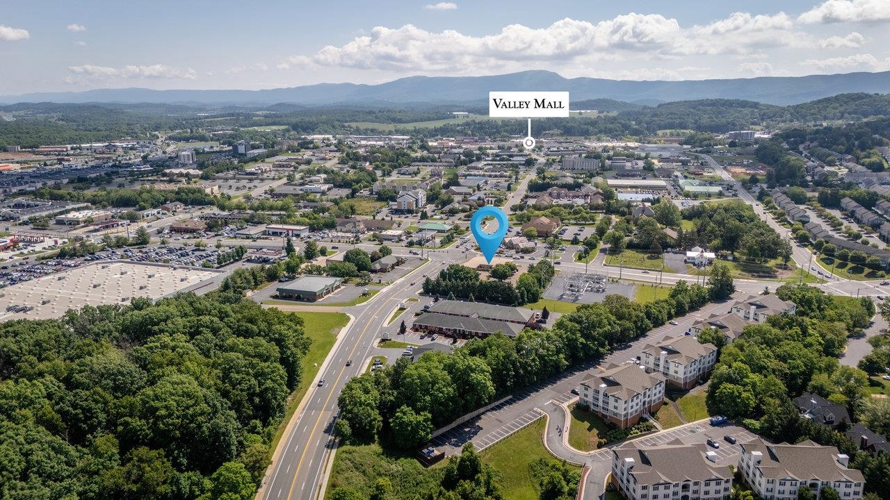 530 NEFF AVE, HARRISONBURG, Virginia 22801, ,Commercial,530 NEFF AVE,665386 MLS # 665386