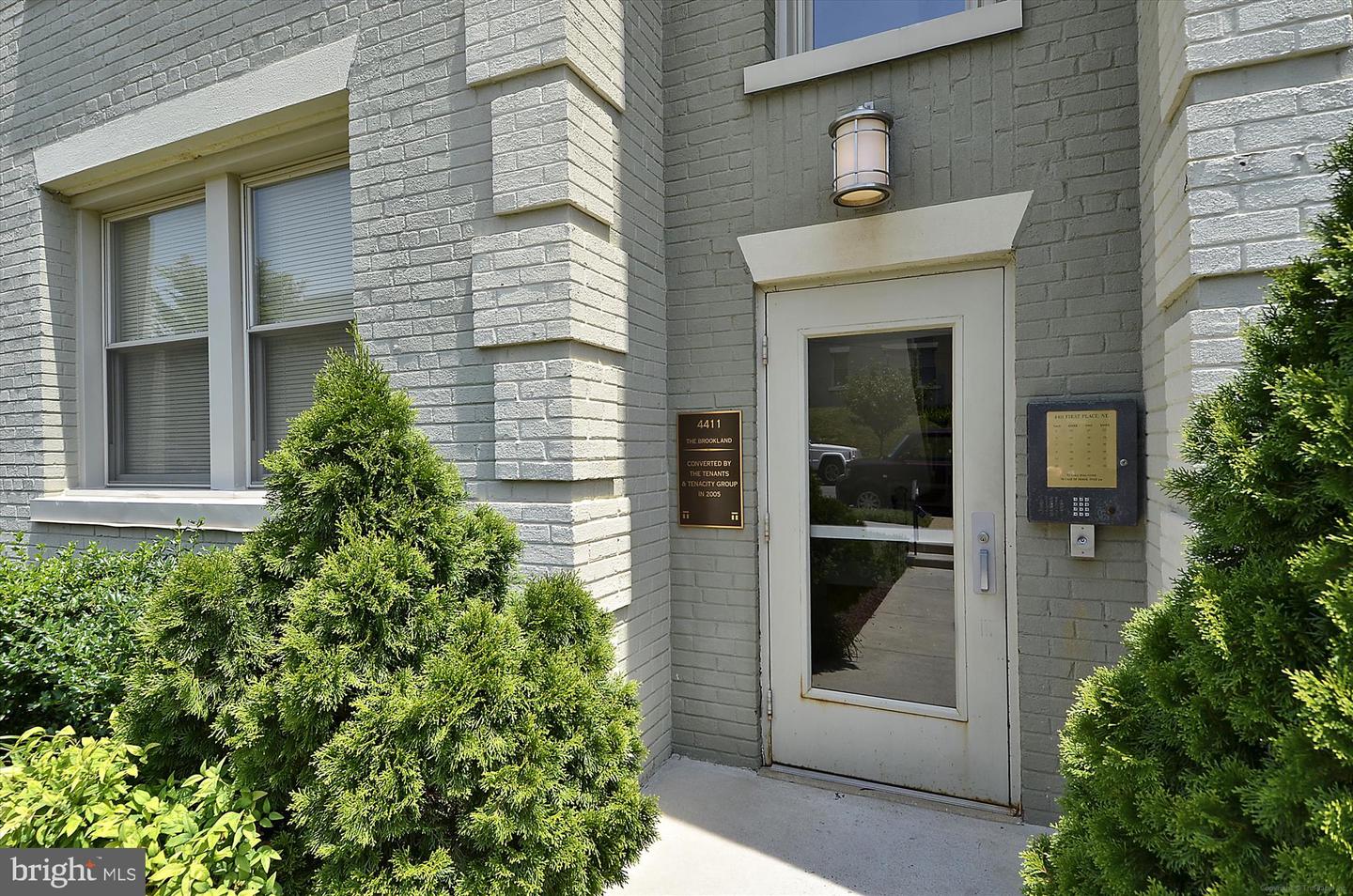 4402 1ST PL NE #11, WASHINGTON, District Of Columbia 20011, 1 Bedroom Bedrooms, ,1 BathroomBathrooms,Residential,For sale,4402 1ST PL NE #11,DCDC2203172 MLS # DCDC2203172