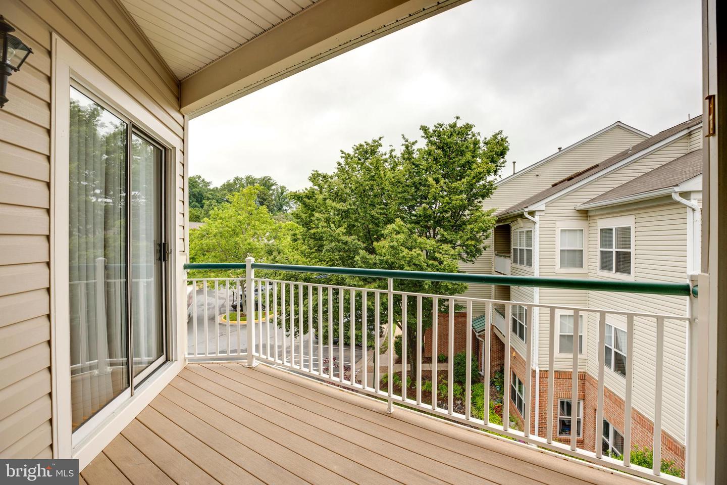 6549 GRANGE LN #401, ALEXANDRIA, Virginia 22315, 2 Bedrooms Bedrooms, 2 Rooms Rooms,2 BathroomsBathrooms,Residential,For sale,6549 GRANGE LN #401,VAFX2244166 MLS # VAFX2244166