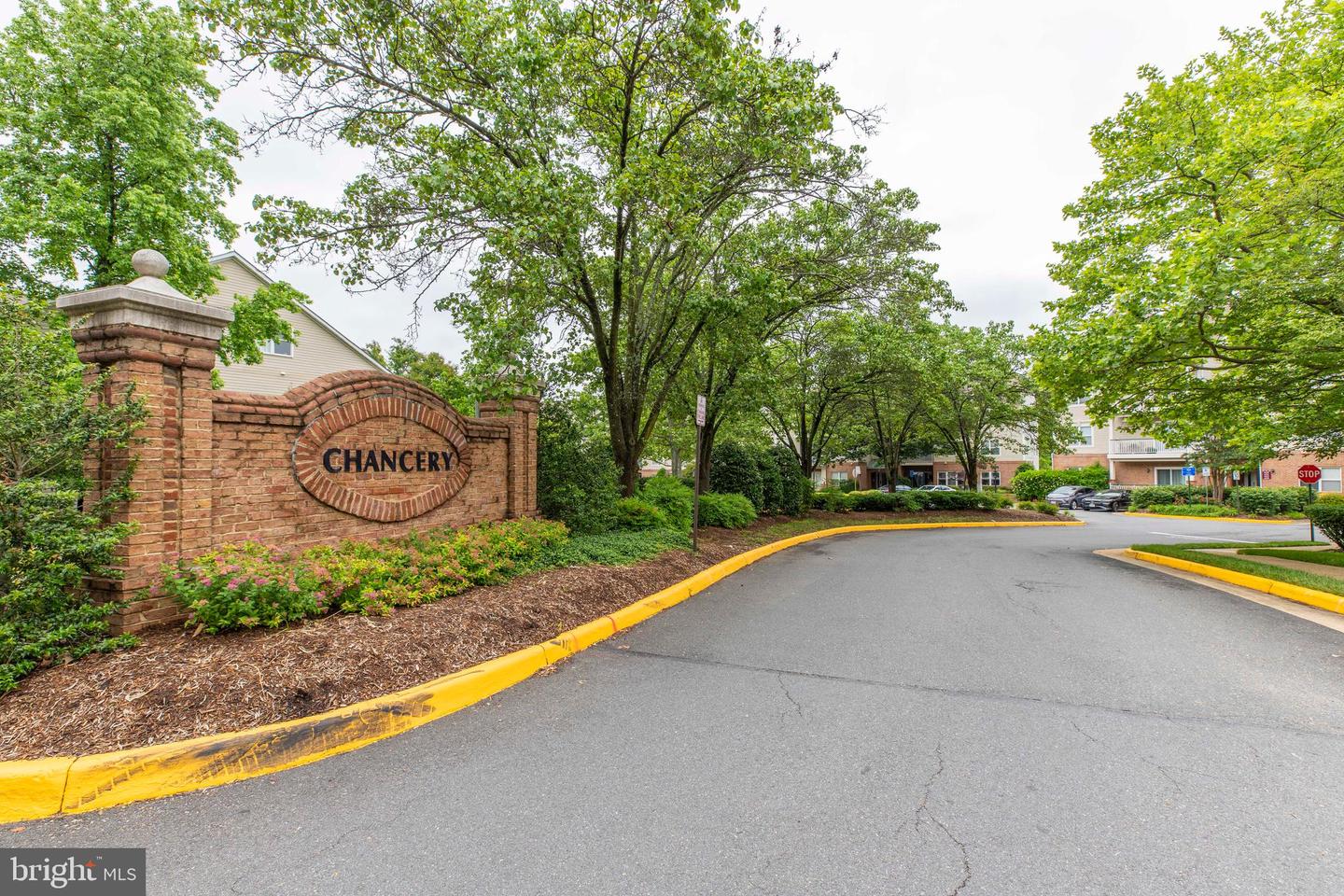 6549 GRANGE LN #401, ALEXANDRIA, Virginia 22315, 2 Bedrooms Bedrooms, 2 Rooms Rooms,2 BathroomsBathrooms,Residential,For sale,6549 GRANGE LN #401,VAFX2244166 MLS # VAFX2244166
