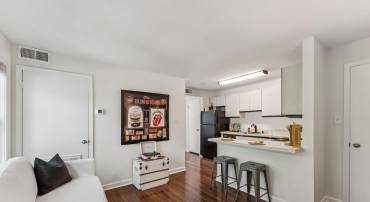 304 DUNCAN AVE #F, ALEXANDRIA, Virginia 22301, 1 Bedroom Bedrooms, ,1 BathroomBathrooms,Residential,For sale,304 DUNCAN AVE #F,VAAX2045874 MLS # VAAX2045874