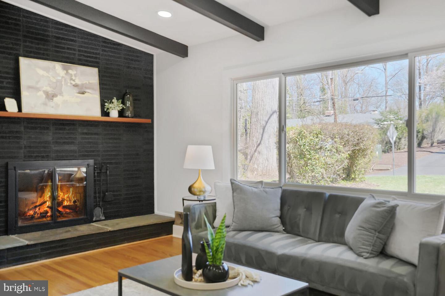 3900 MILLCREEK DR, ANNANDALE, Virginia 22003, 4 Bedrooms Bedrooms, 10 Rooms Rooms,3 BathroomsBathrooms,Residential,For sale,3900 MILLCREEK DR,VAFX2244272 MLS # VAFX2244272
