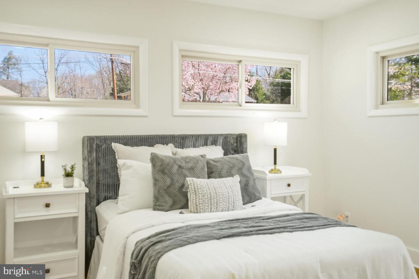 3900 MILLCREEK DR, ANNANDALE, Virginia 22003, 4 Bedrooms Bedrooms, 10 Rooms Rooms,3 BathroomsBathrooms,Residential,For sale,3900 MILLCREEK DR,VAFX2244272 MLS # VAFX2244272