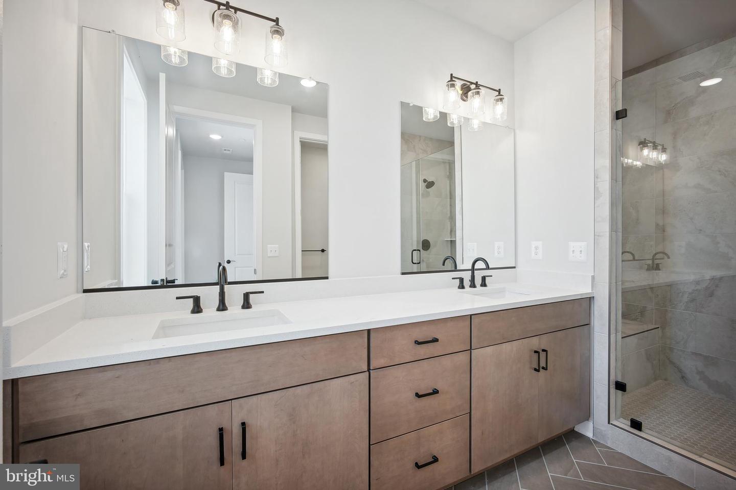 116 PEPPERELL ST, ALEXANDRIA, Virginia 22304, 3 Bedrooms Bedrooms, ,2 BathroomsBathrooms,Residential,For sale,116 PEPPERELL ST,VAAX2045934 MLS # VAAX2045934