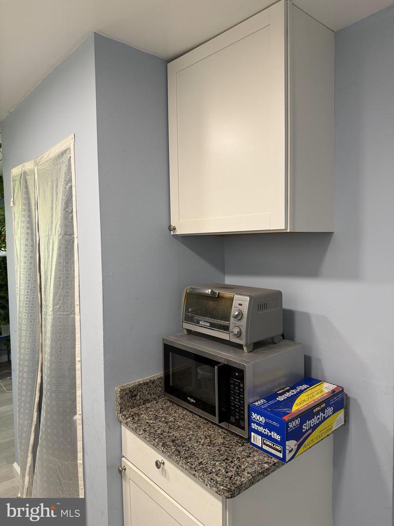 513 N ARMISTEAD ST #203, ALEXANDRIA, Virginia 22312, 3 Bedrooms Bedrooms, ,1 BathroomBathrooms,Residential,For sale,513 N ARMISTEAD ST #203,VAAX2046020 MLS # VAAX2046020