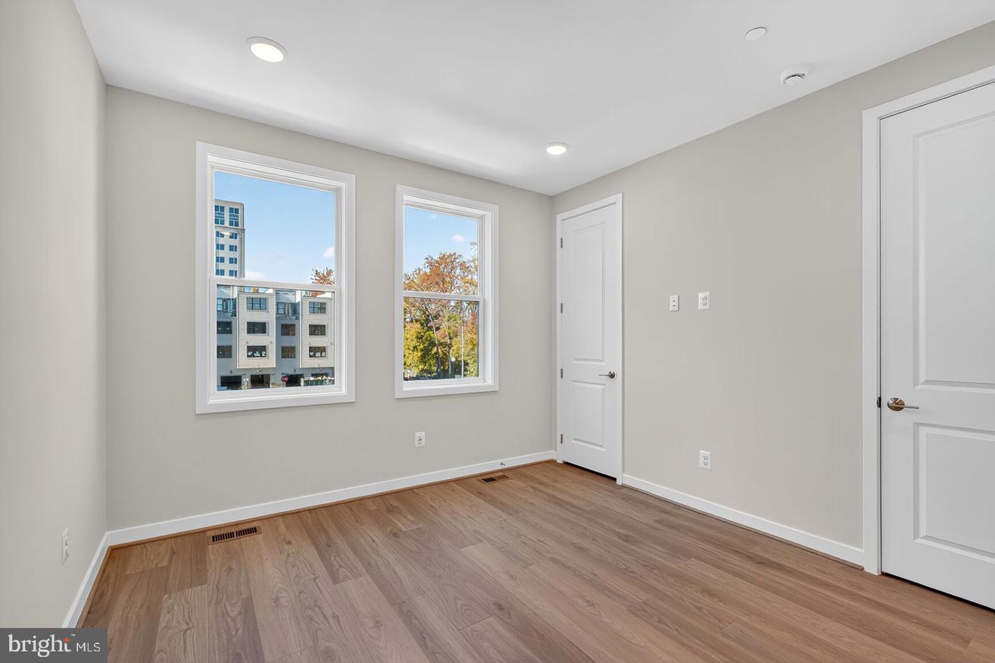 141 SHANNON MEWS, ALEXANDRIA, Virginia 22304, 3 Bedrooms Bedrooms, ,3 BathroomsBathrooms,Residential,For sale,141 SHANNON MEWS,VAAX2046052 MLS # VAAX2046052 141 SHANNON MEWS, ALEXANDRIA, Virginia 22304, 3 Bedrooms Bedrooms, ,3 BathroomsBathrooms,Residential,For sale,141 SHANNON MEWS,VAAX2046052 MLS # VAAX2046052