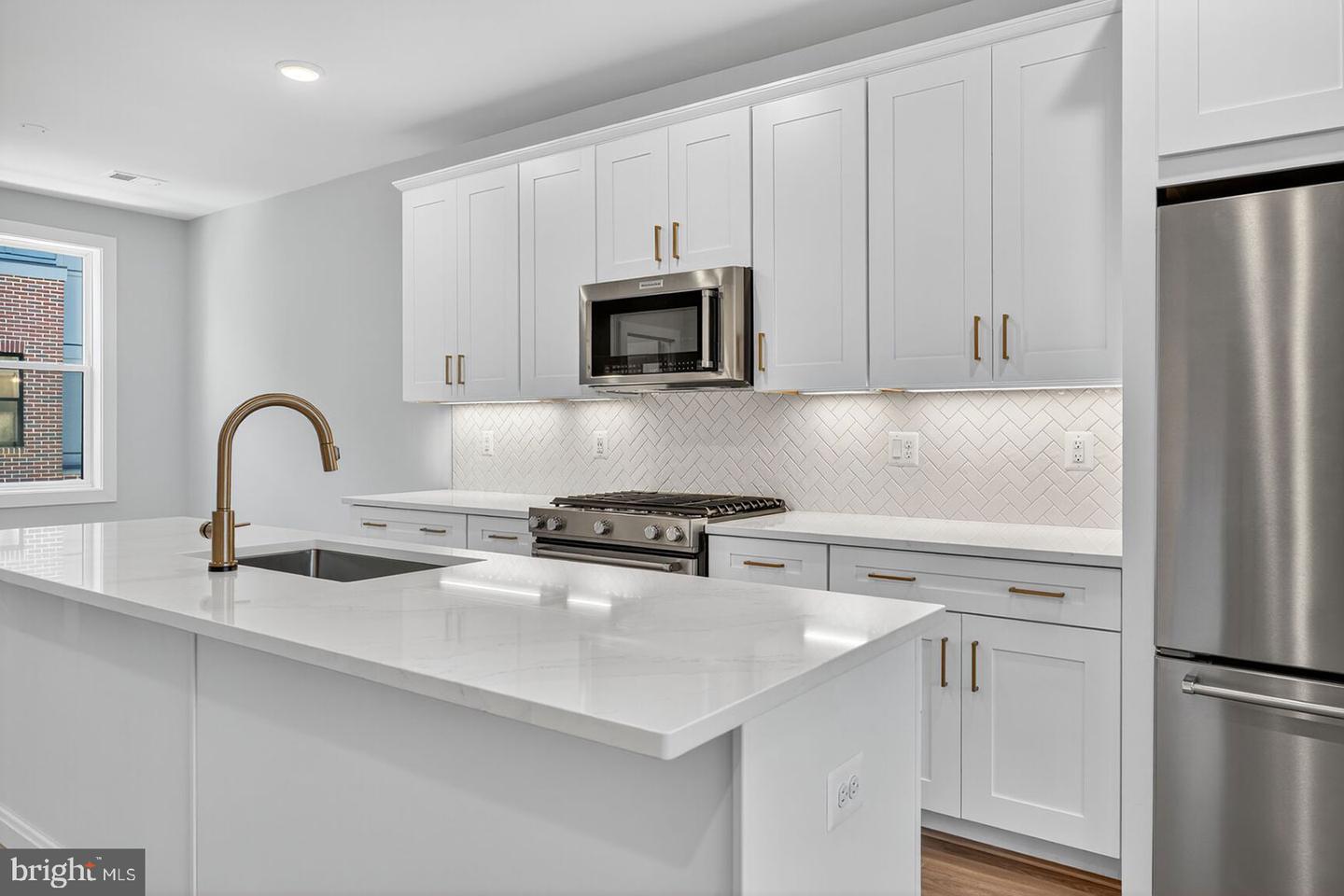 141 SHANNON MEWS, ALEXANDRIA, Virginia 22304, 3 Bedrooms Bedrooms, ,3 BathroomsBathrooms,Residential,For sale,141 SHANNON MEWS,VAAX2046052 MLS # VAAX2046052 141 SHANNON MEWS, ALEXANDRIA, Virginia 22304, 3 Bedrooms Bedrooms, ,3 BathroomsBathrooms,Residential,For sale,141 SHANNON MEWS,VAAX2046052 MLS # VAAX2046052