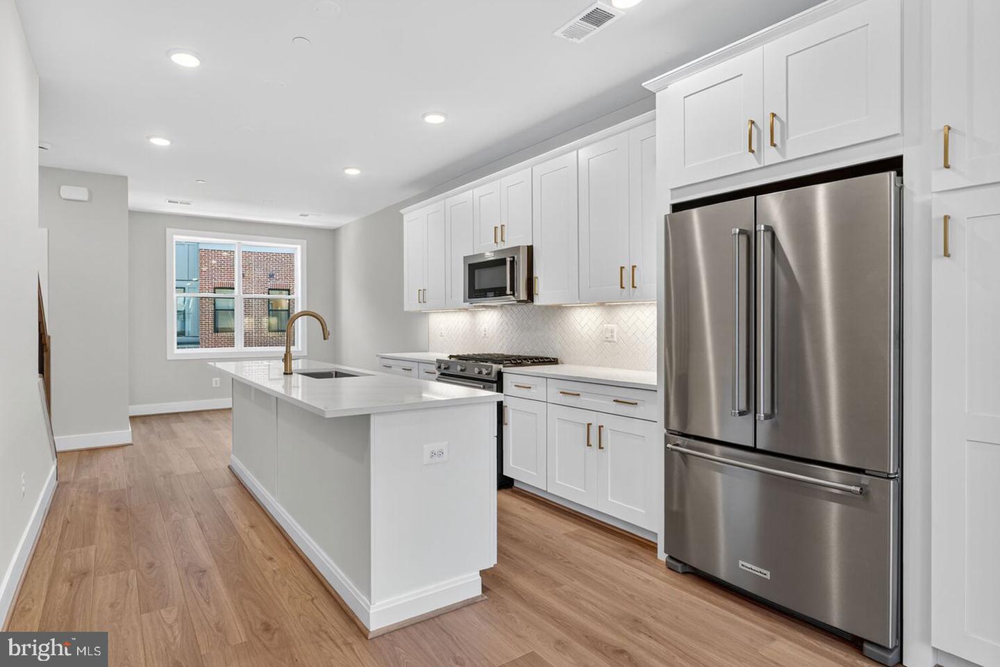 141 SHANNON MEWS, ALEXANDRIA, Virginia 22304, 3 Bedrooms Bedrooms, ,3 BathroomsBathrooms,Residential,For sale,141 SHANNON MEWS,VAAX2046052 MLS # VAAX2046052 141 SHANNON MEWS, ALEXANDRIA, Virginia 22304, 3 Bedrooms Bedrooms, ,3 BathroomsBathrooms,Residential,For sale,141 SHANNON MEWS,VAAX2046052 MLS # VAAX2046052