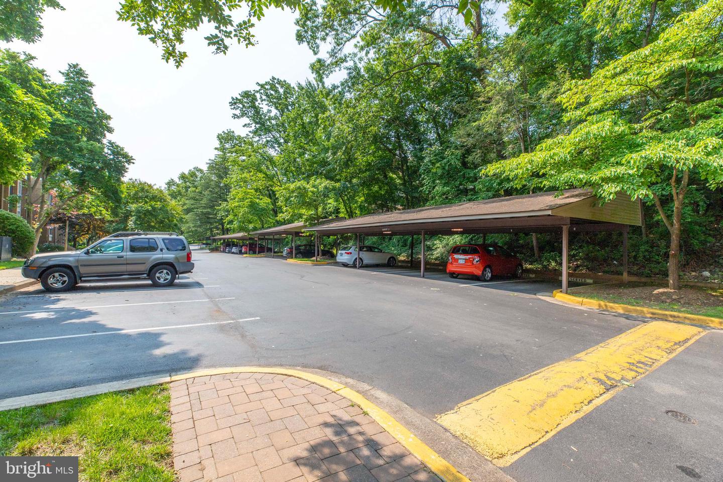 2106 GREEN WATCH WAY #101, RESTON, Virginia 20191, 2 Bedrooms Bedrooms, ,2 BathroomsBathrooms,Residential,For sale,2106 GREEN WATCH WAY #101,VAFX2245048 MLS # VAFX2245048