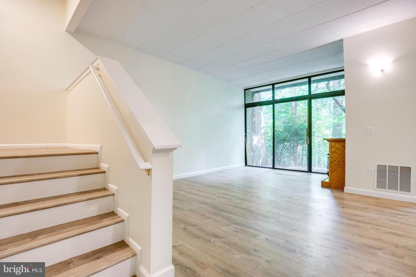 2106 GREEN WATCH WAY #101, RESTON, Virginia 20191, 2 Bedrooms Bedrooms, ,2 BathroomsBathrooms,Residential,For sale,2106 GREEN WATCH WAY #101,VAFX2245048 MLS # VAFX2245048