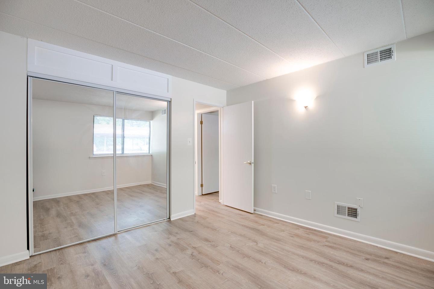 2106 GREEN WATCH WAY #101, RESTON, Virginia 20191, 2 Bedrooms Bedrooms, ,2 BathroomsBathrooms,Residential,For sale,2106 GREEN WATCH WAY #101,VAFX2245048 MLS # VAFX2245048