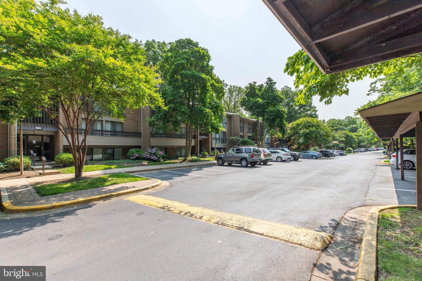 2106 GREEN WATCH WAY #101, RESTON, Virginia 20191, 2 Bedrooms Bedrooms, ,2 BathroomsBathrooms,Residential,For sale,2106 GREEN WATCH WAY #101,VAFX2245048 MLS # VAFX2245048