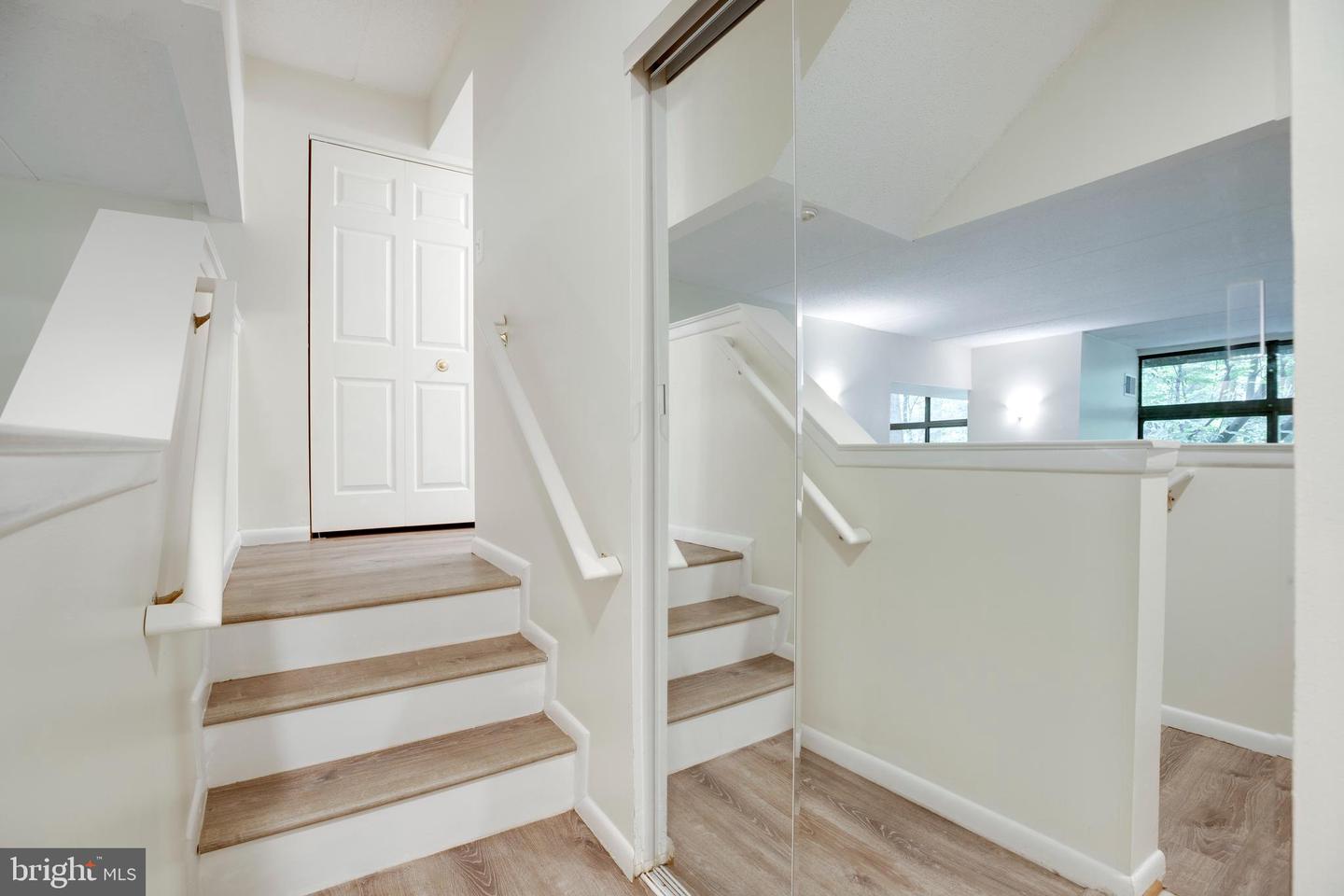2106 GREEN WATCH WAY #101, RESTON, Virginia 20191, 2 Bedrooms Bedrooms, ,2 BathroomsBathrooms,Residential,For sale,2106 GREEN WATCH WAY #101,VAFX2245048 MLS # VAFX2245048