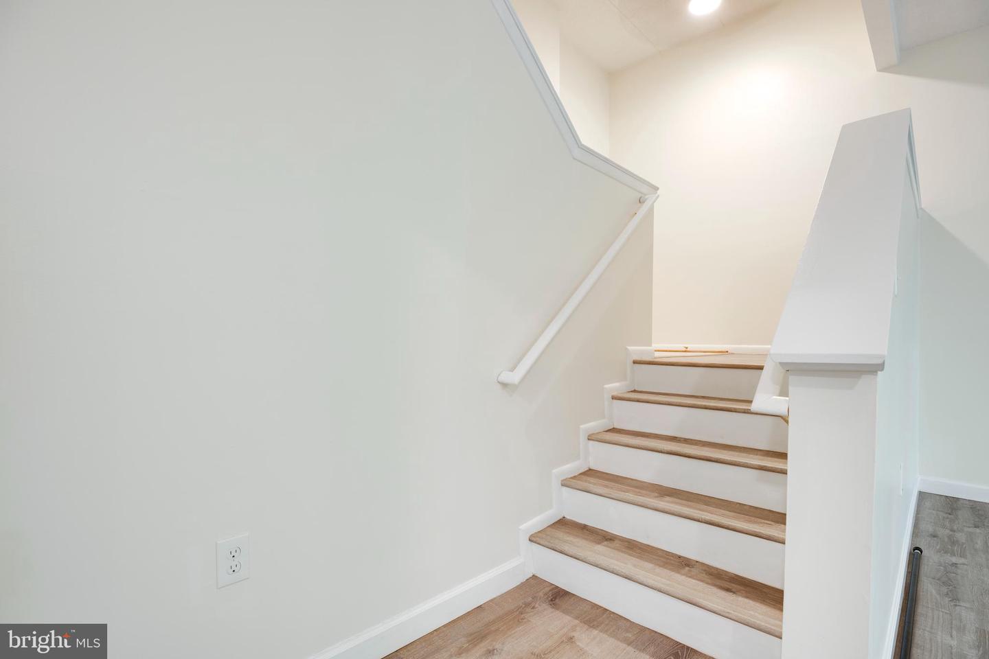2106 GREEN WATCH WAY #101, RESTON, Virginia 20191, 2 Bedrooms Bedrooms, ,2 BathroomsBathrooms,Residential,For sale,2106 GREEN WATCH WAY #101,VAFX2245048 MLS # VAFX2245048